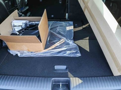 New 2026 Hyundai Ioniq 9 SEL image 26