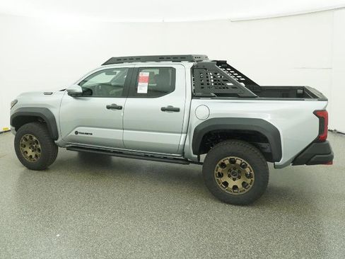 New 2025 Toyota Tacoma 4x4 Double Cab Hybrid image 11