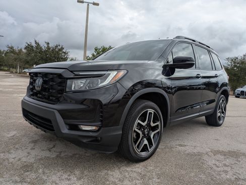 Used 2023 Honda Passport Elite image 9