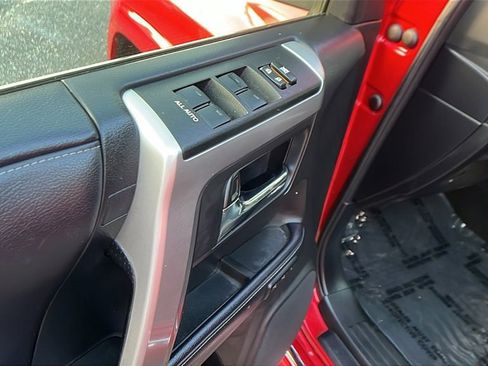 Used 2022 Toyota 4Runner Limited image 12
