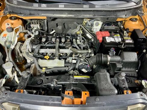 Used 2020 Nissan Kicks SR w/ SR Premium Package FWD image 5
