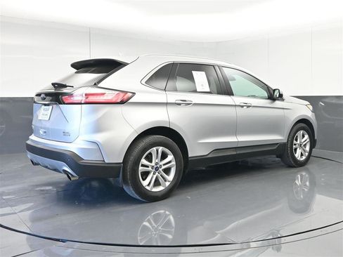 Used 2019 Ford Edge SEL w/ Equipment Group 201A AWD/4WD image 5