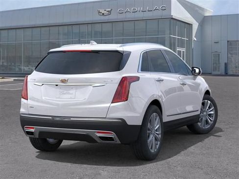 Used 2025 Cadillac XT5 Premium Luxury AWD/4WD image 4