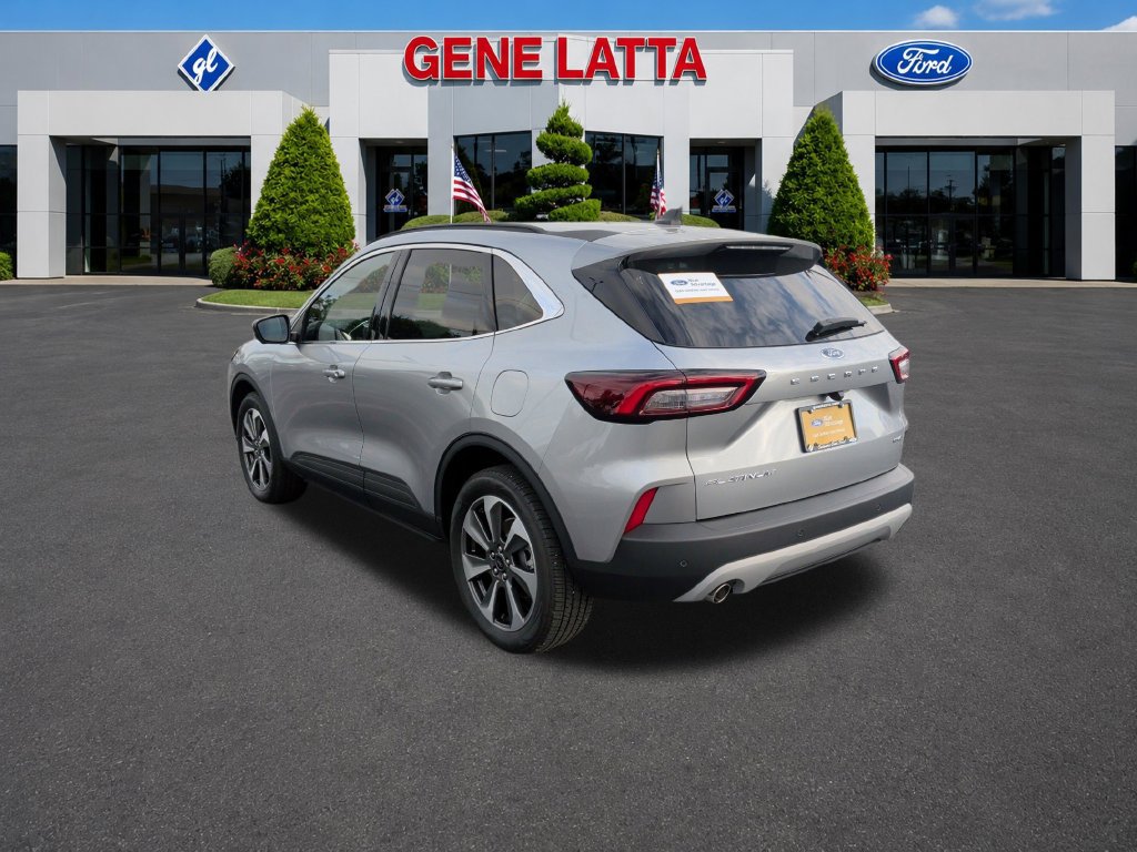 Certified 2023 Ford Escape Platinum AWD/4WD image 5