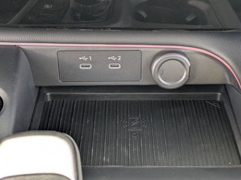 New 2026 Nissan Sentra SV FWD image 17