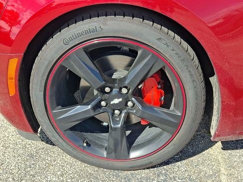 Used 2022 Chevrolet Camaro LT w/ RS Package RWD image 8