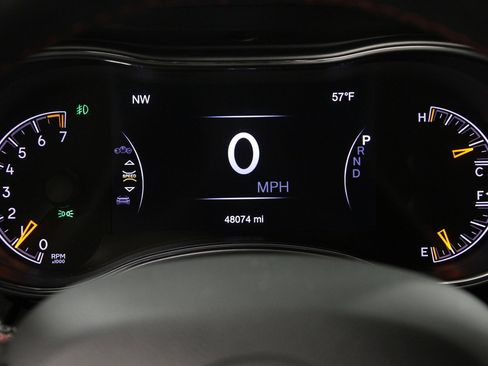 Used 2021 Jeep Grand Cherokee Trailhawk image 8