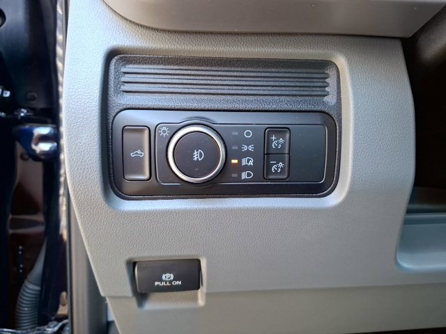Used 2025 Ford F250 XLT AWD/4WD image 17