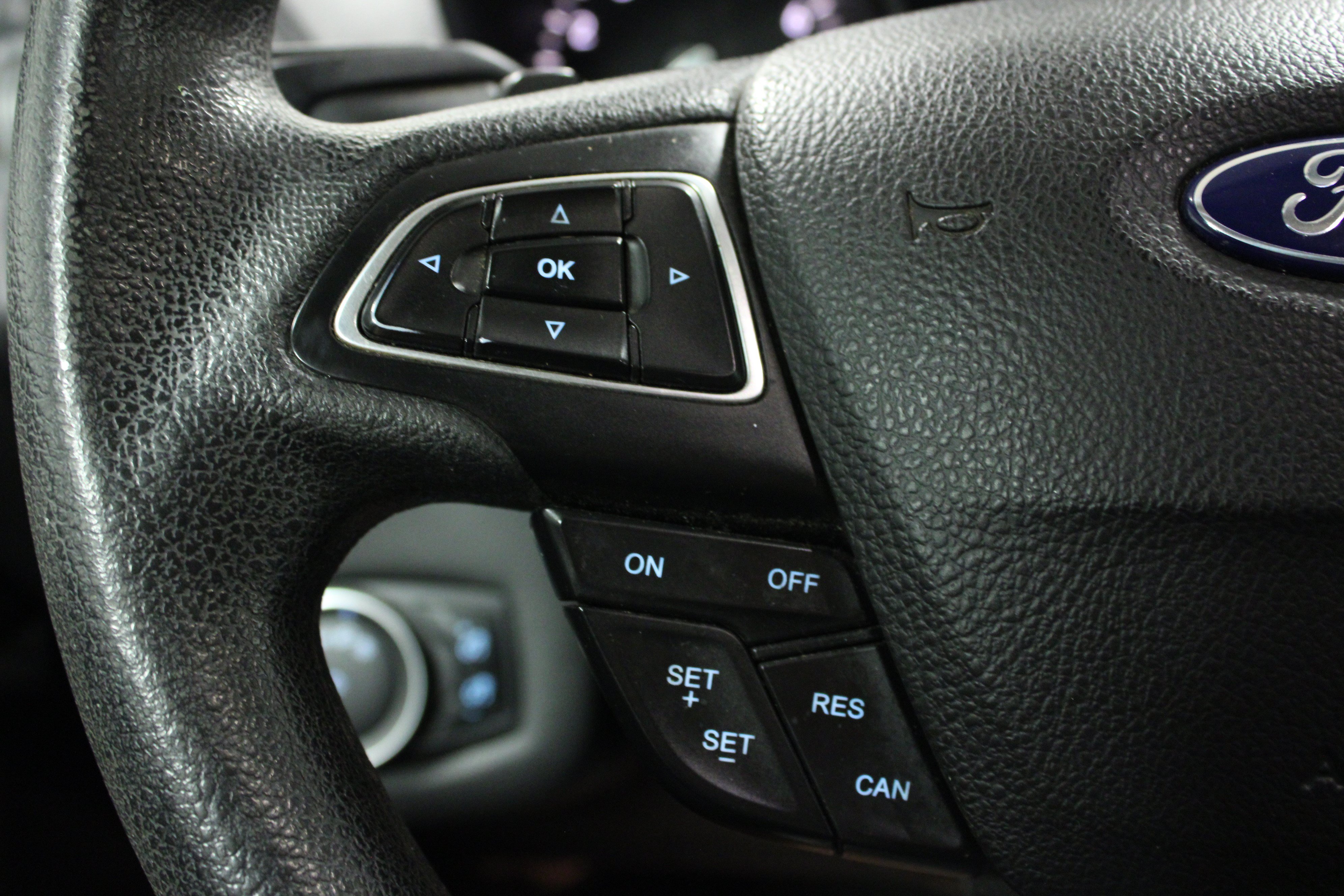 Used 2017 Ford Escape SE AWD/4WD image 20