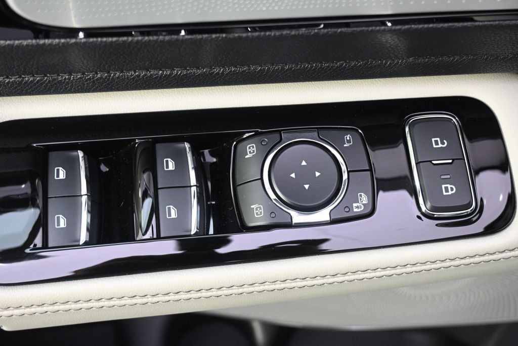 New 2026 Lincoln Aviator Reserve AWD/4WD image 24