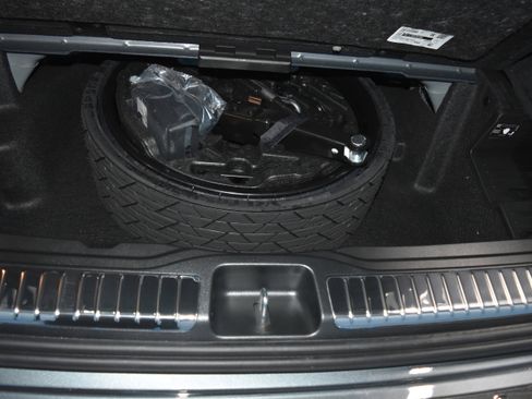 New 2026 Mercedes-Benz GLS 580 4MATIC image 26