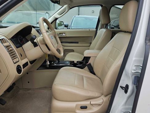 Used 2011 Ford Escape Limited w/ 301A Rapid Spec Order Code image 13