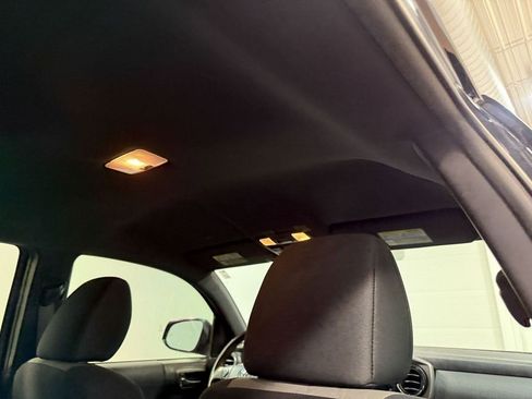 Used 2021 Toyota Tacoma TRD Off-Road w/ Technology Package image 17