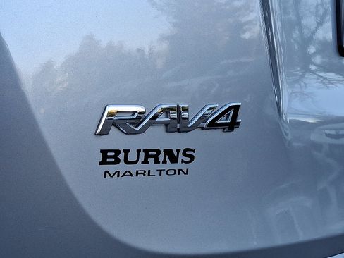 Used 2017 Toyota RAV4 XLE image 29