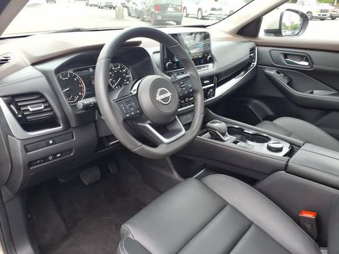Used 2023 Nissan Rogue SL w/ SL Premium Package AWD/4WD image 16