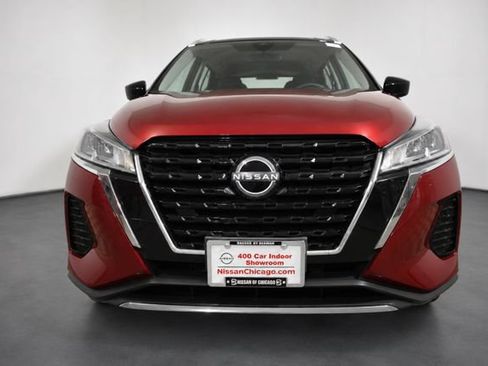 Certified 2024 Nissan Kicks SV FWD image 2