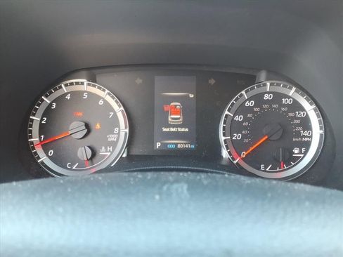 Used 2022 Toyota Highlander L image 15