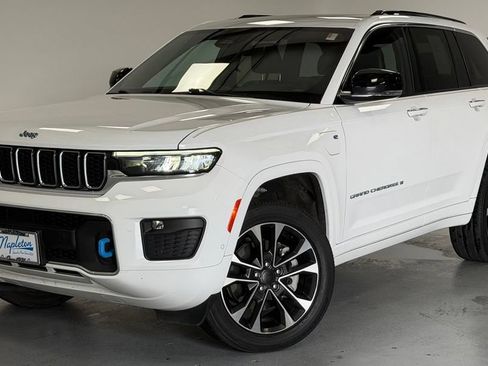 Used 2023 Jeep Grand Cherokee Overland AWD/4WD image 1
