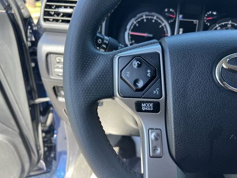 Used 2022 Toyota 4Runner TRD Sport w/ Technology Package RWD image 19