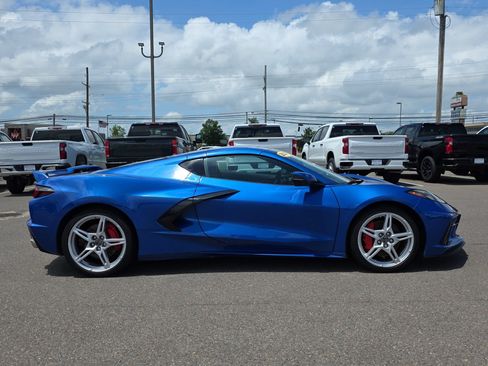 Used 2021 Chevrolet Corvette Stingray Coupe w/ Z51 Performance Package RWD image 6