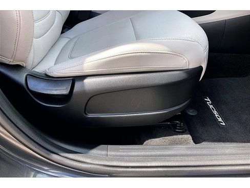 Used 2023 Hyundai Tucson SEL w/ Convenience Package AWD/4WD image 50