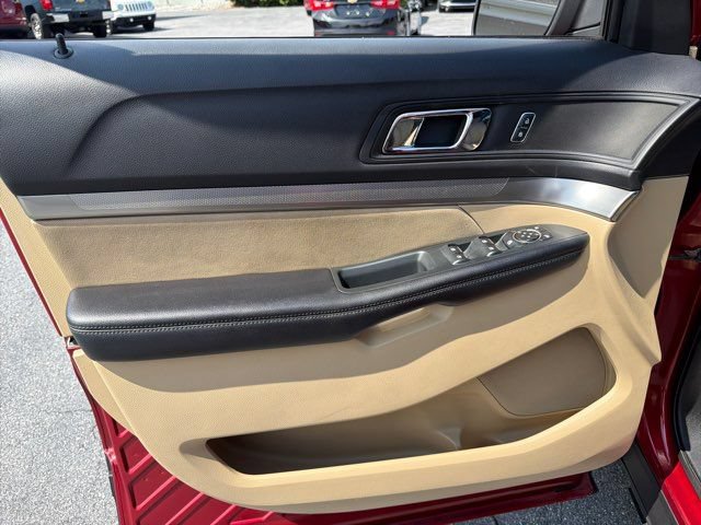 Used 2016 Ford Explorer 4WD image 13