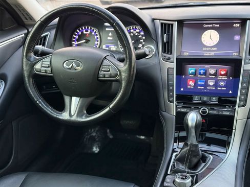 Used 2015 INFINITI Q50 3.7 Sedan 4D w/ Moonroof Package image 13