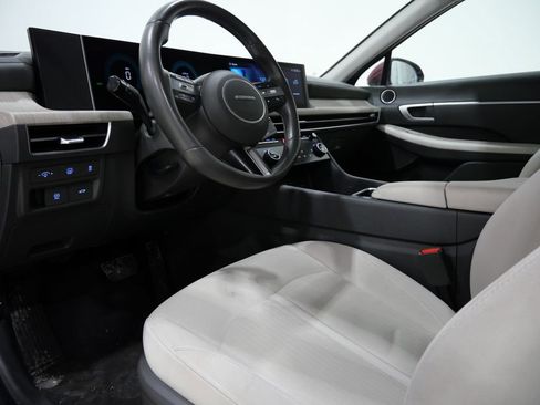 Used 2025 Hyundai Sonata SEL image 11