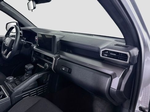 Certified 2025 Toyota 4Runner TRD Off-Road AWD/4WD image 19