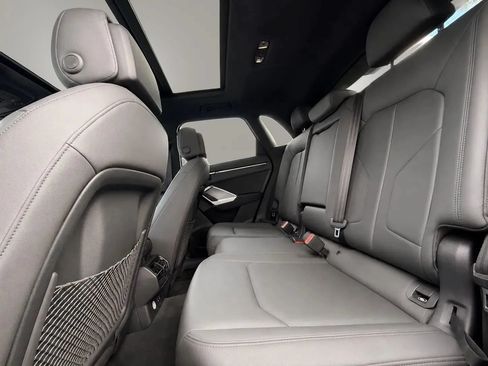 Used 2019 Audi Q3 2.0T Premium AWD/4WD image 17