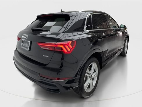 Used 2023 Audi Q3 2.0T Premium w/ Convenience Package AWD/4WD image 7