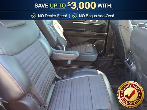 Used 2025 Ford Explorer ST-Line image 23