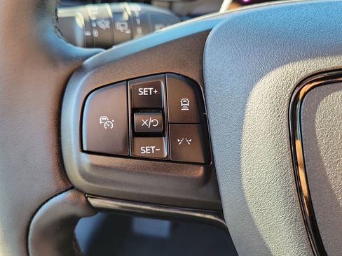 Used 2025 Ford Mustang Mach-E Premium image 5