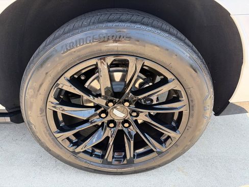 Used 2024 Cadillac Escalade Sport w/ LPO, ONYX Package AWD/4WD image 9