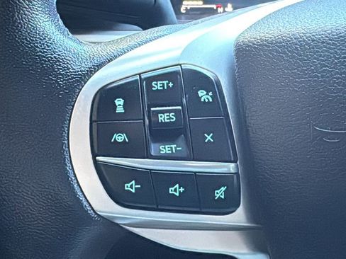 Certified 2021 Ford Explorer XLT w/ Equipment Group 202A RWD image 12