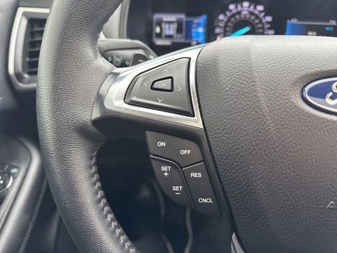 Used 2024 Ford Edge SEL w/ Convenience Package image 26