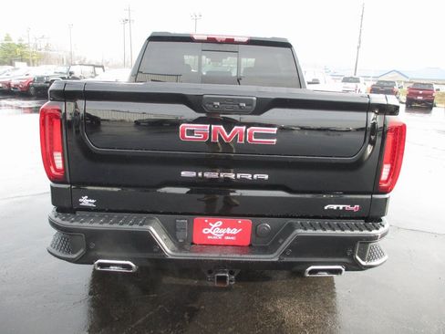 Used 2022 GMC Sierra 1500 AT4 w/ AT4 Premium Package image 7