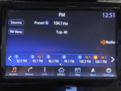 Used 2016 Nissan Murano S w/ Navigation Package FWD image 25