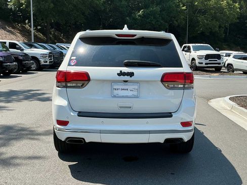 Used 2016 Jeep Grand Cherokee High Altitude RWD image 4