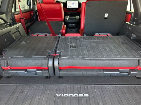 Used 2025 Toyota Sequoia TRD Pro AWD/4WD image 20