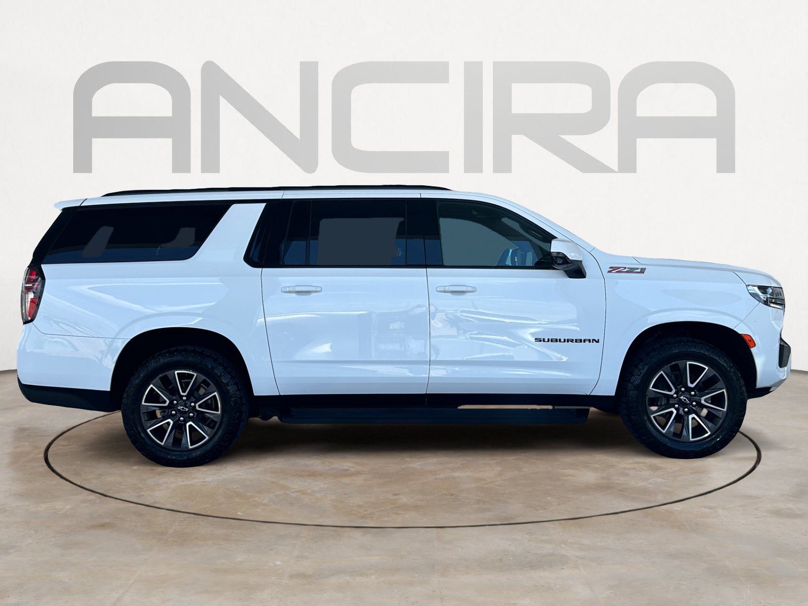 Used 2022 Chevrolet Suburban Z71 w/ Z71 Off-Road Package AWD/4WD image 10