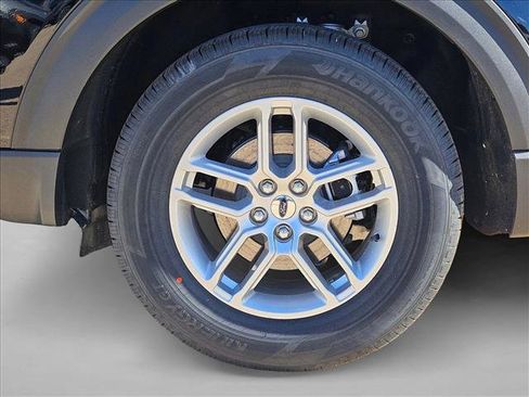 New 2026 Ford Explorer Active RWD image 10