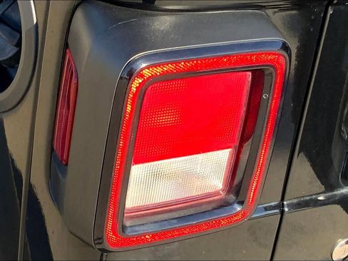 Used 2020 Jeep Wrangler Sport image 44