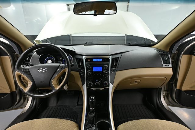 Used 2011 Hyundai Sonata GLS FWD image 18
