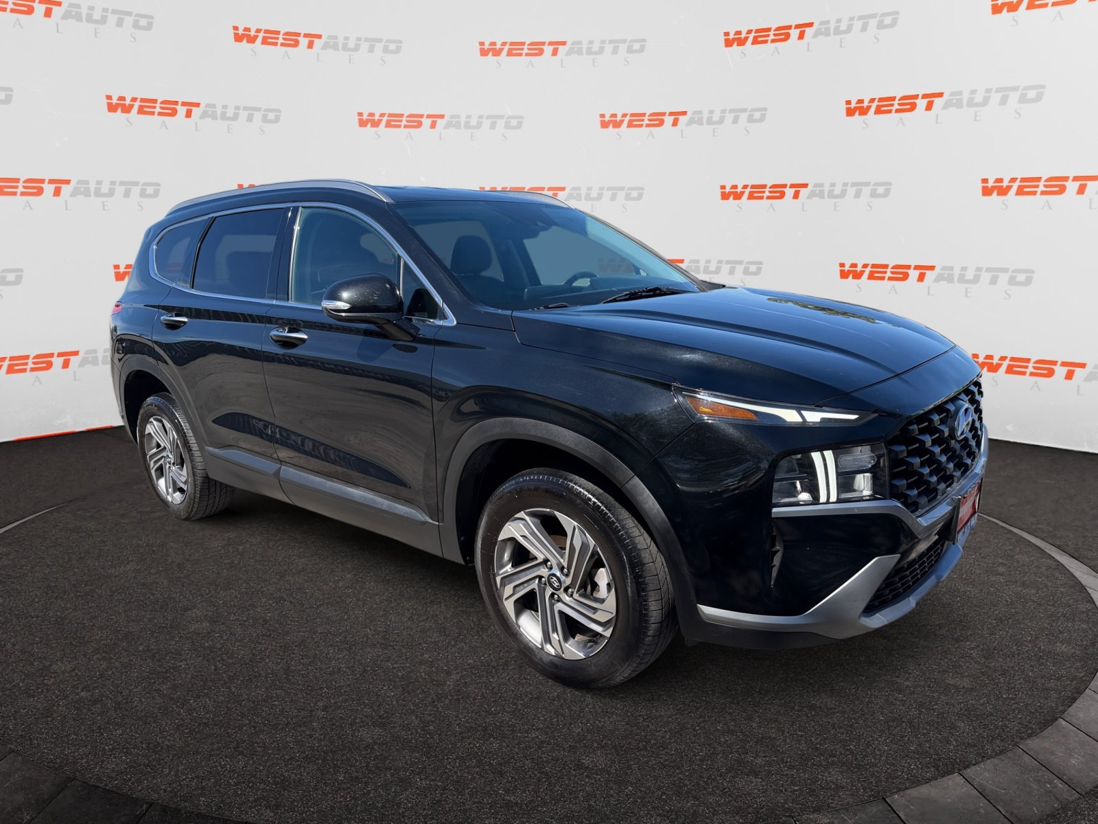 Used 2023 Hyundai Santa Fe SEL AWD/4WD image 7