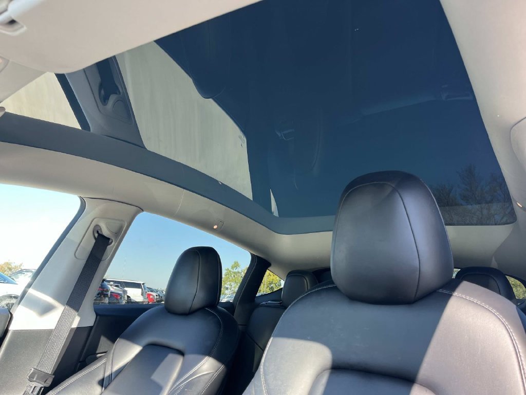 Used 2021 Tesla Model Y Performance AWD/4WD image 19