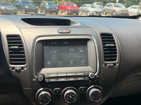 Used 2018 Kia Forte LX w/ LX Popular Package FWD image 29