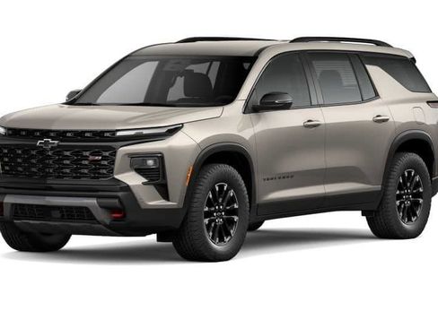 New 2026 Chevrolet Traverse Z71 w/ Enhanced Driving Package image 2