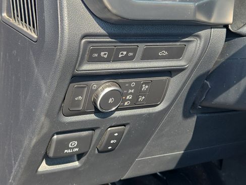 Certified 2021 Ford F150 Lariat w/ Equipment Group 502A High image 24