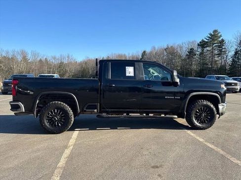 Used 2022 Chevrolet Silverado 2500 LT w/ All Star Edition AWD/4WD image 4